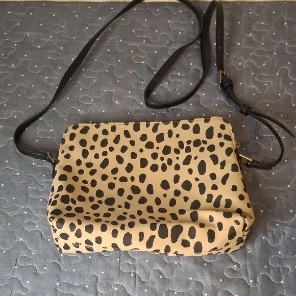 Universal Thread Stylish Black and Tan Women's Bag - Picture 1 of 5